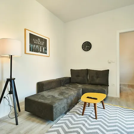 Zigzag Integrated